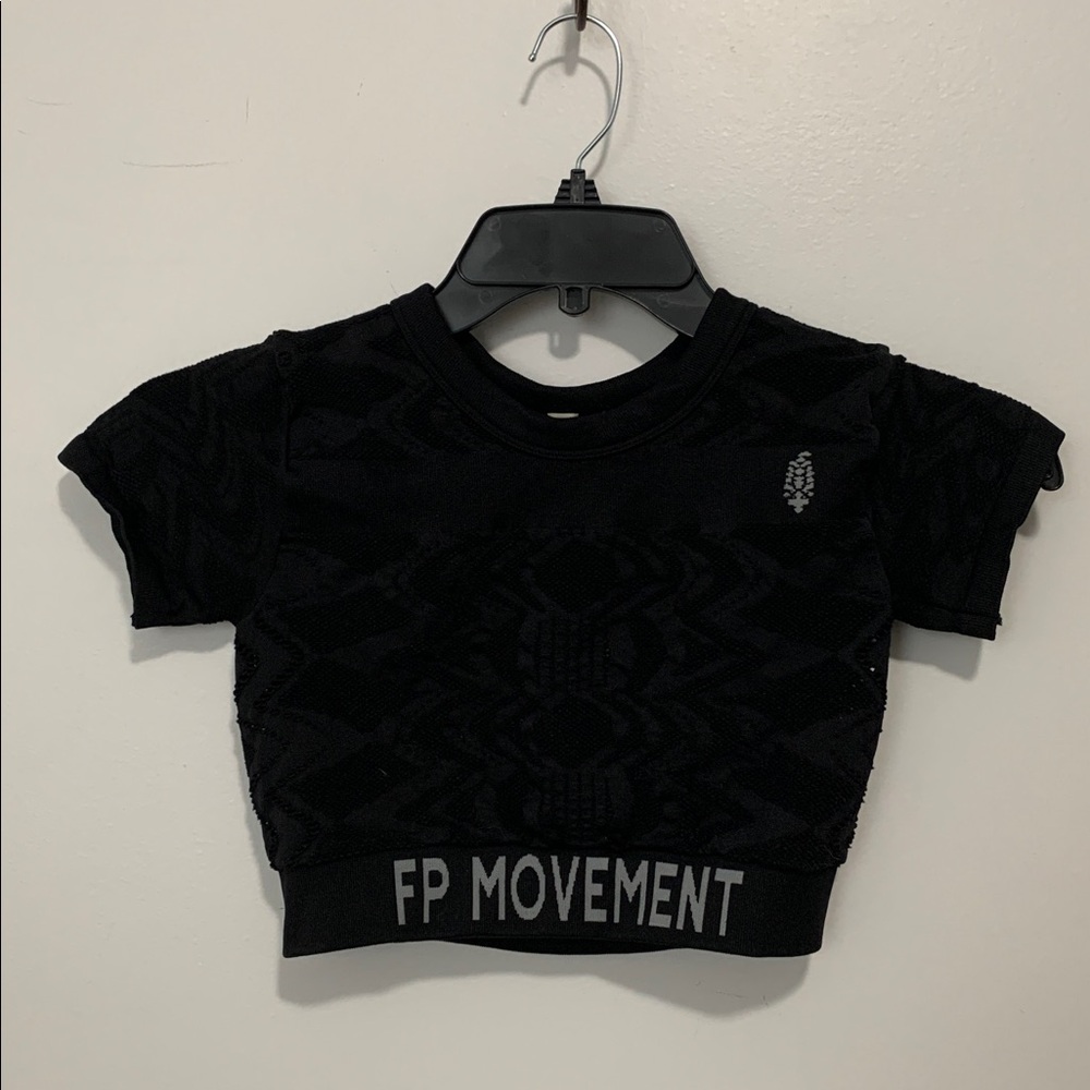 FP MOVEMENT Logo Run The Distance Baby Tee Top Cut Out NWT - Picture 3 of 9